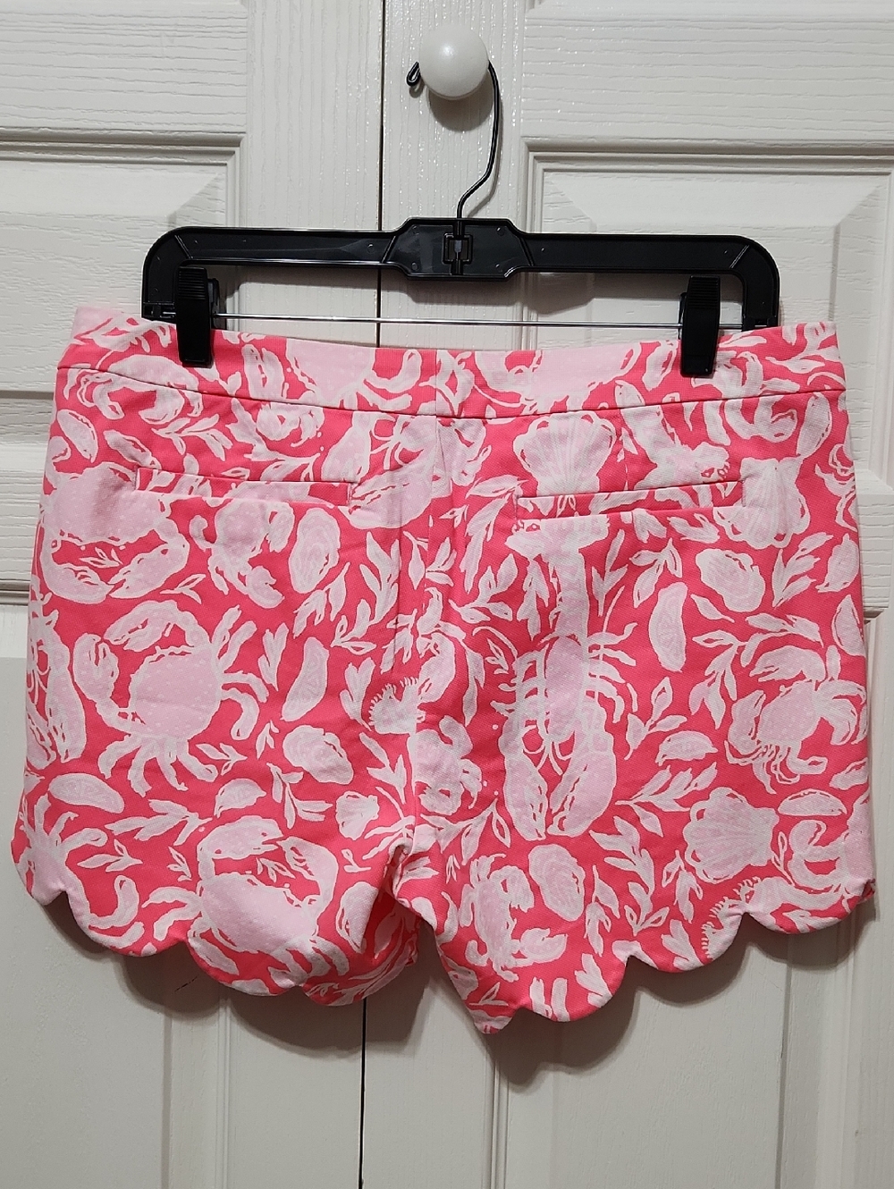 NWT Lilly Pulitzer Buttercup Stretch Short. Size 8 - Picture 7 of 11